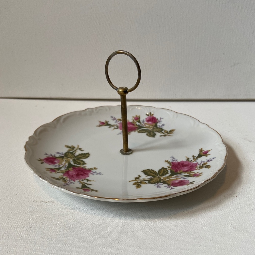 Serving tray